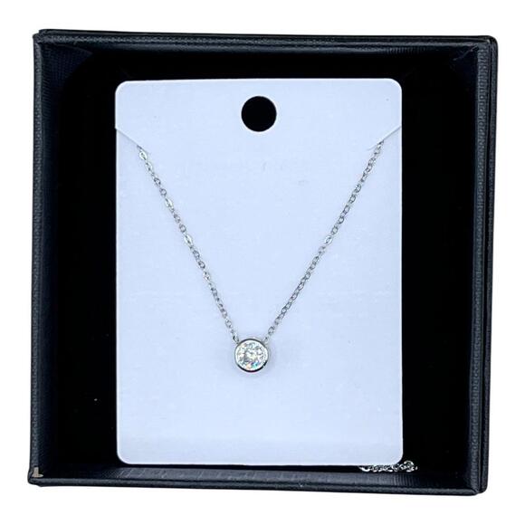 Silver Solitaire Choker Necklace,‎ Pendant for Women, Adjustable 16" - 19" - Picture 1 of 7